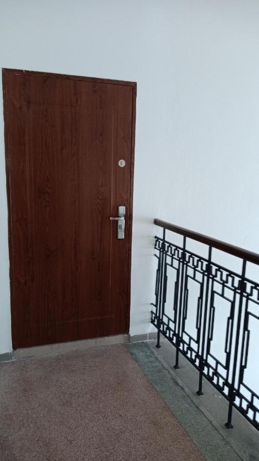 Apartament Bydleni V Centru Ov Blizko Stodolni, Bez Vytahu Ostrawa Zewnętrze zdjęcie
