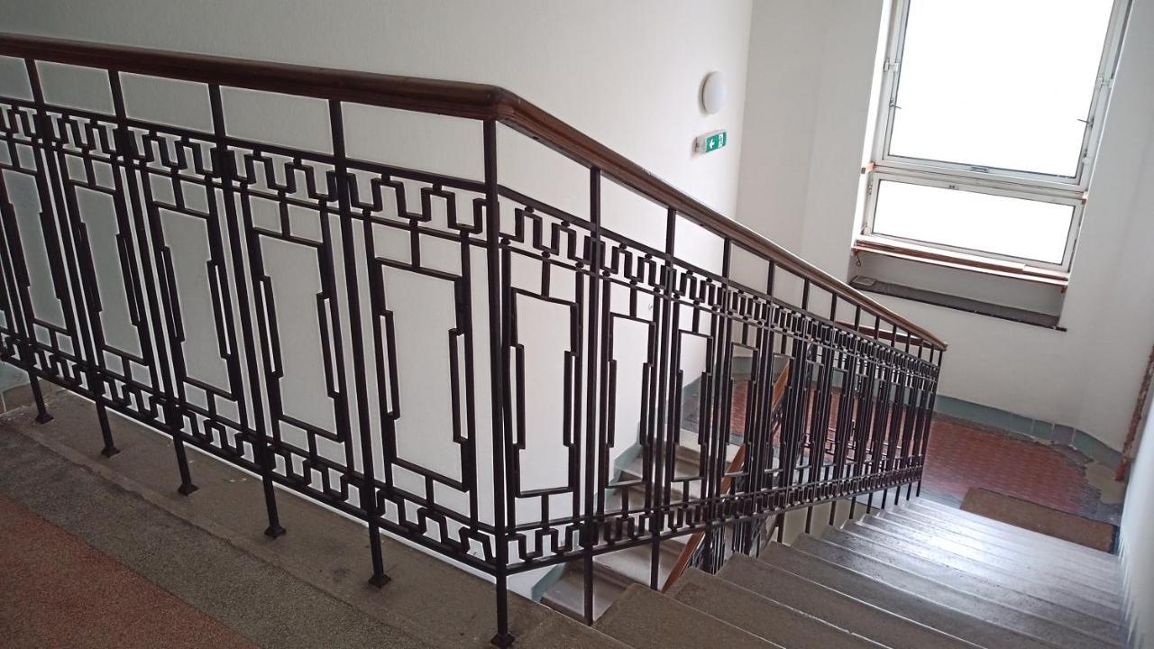 Apartament Bydleni V Centru Ov Blizko Stodolni, Bez Vytahu Ostrawa Zewnętrze zdjęcie