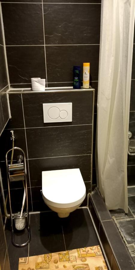 Apartament Bydleni V Centru Ov Blizko Stodolni, Bez Vytahu Ostrawa Zewnętrze zdjęcie