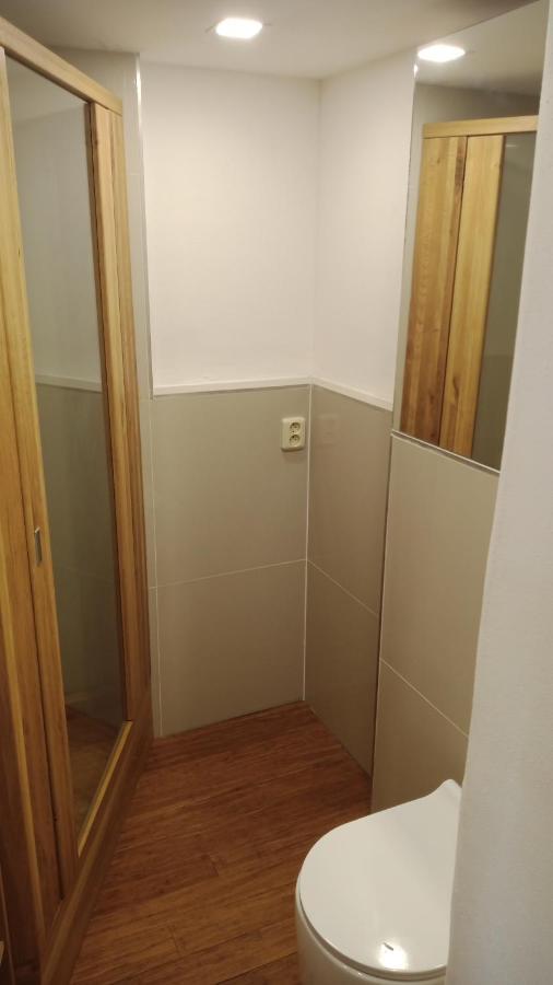 Apartament Bydleni V Centru Ov Blizko Stodolni, Bez Vytahu Ostrawa Zewnętrze zdjęcie