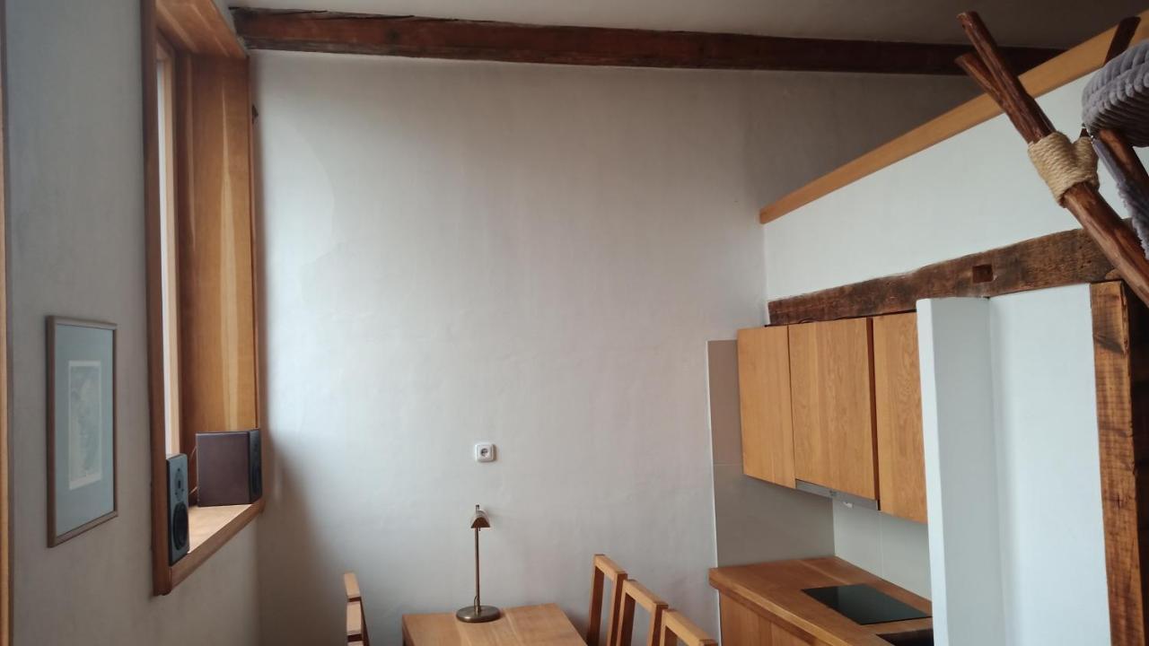 Apartament Bydleni V Centru Ov Blizko Stodolni, Bez Vytahu Ostrawa Zewnętrze zdjęcie