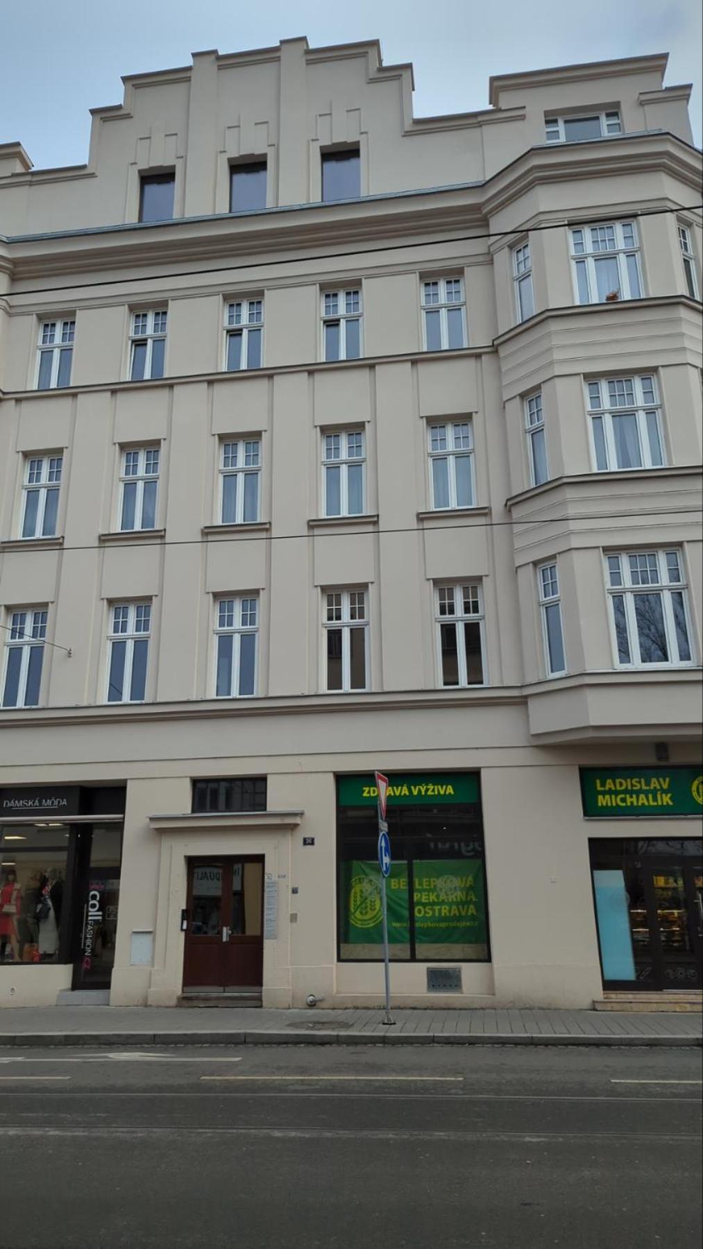 Apartament Bydleni V Centru Ov Blizko Stodolni, Bez Vytahu Ostrawa Zewnętrze zdjęcie